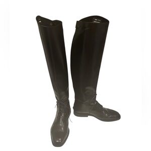 Black equestrian boot Tuffrider Leather size10